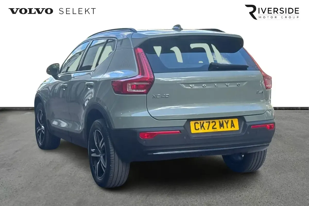 Used Volvo XC40 Plus 197 HP (144 kW) 2022 Sage green SUV