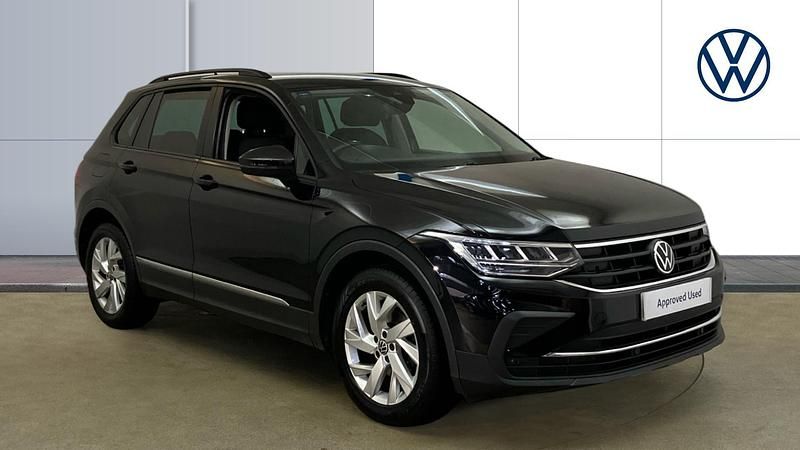 Used VW Tiguan Life 150 HP (110 kW) 2020 Black SUV