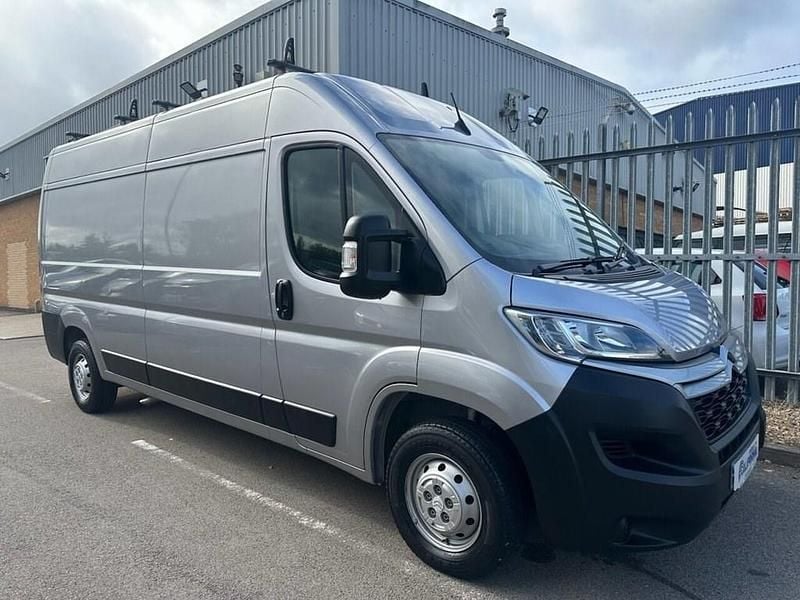 Grey Used 2023 Citroën Relay Van | £15,295 (Good price) - Image 1/4