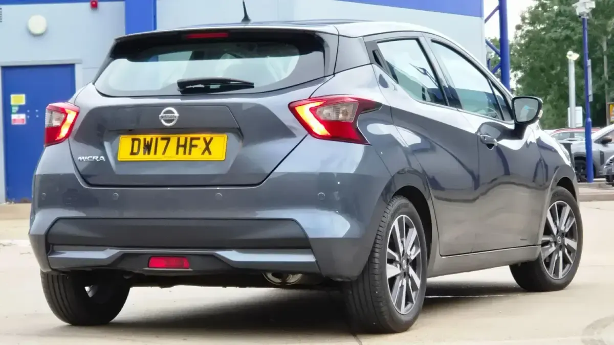 Used Nissan Micra Acenta 71 HP (52 kW) 2017 Grey Hatchback