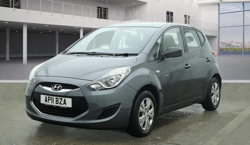 Used Hyundai ix20 Classic 90 HP (66 kW) 2011 Grey Hatchback