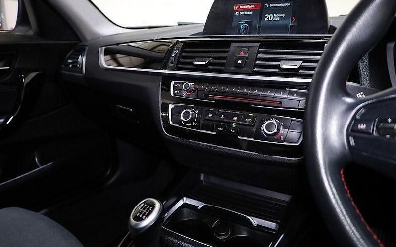 Used BMW 218 Sport Line 150 HP (110 kW) 2020 White Coupe