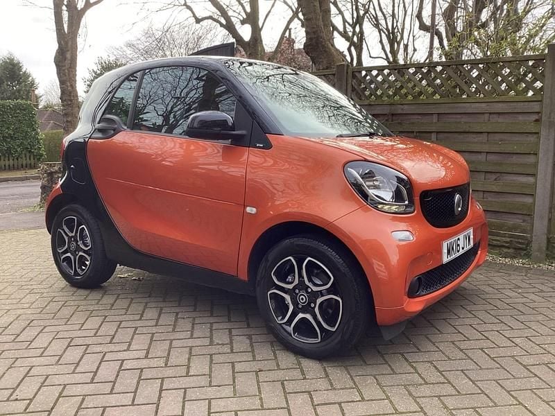 Used Smart ForTwo Coupé Premium 71 HP (52 kW) 2016 Orange Coupe