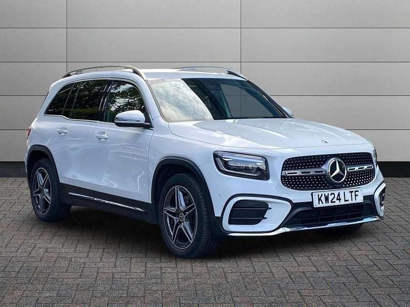 Polar white Used 2024 Mercedes GLB220 Executive SUV | £34,350 (Fair price) - Image 1/4