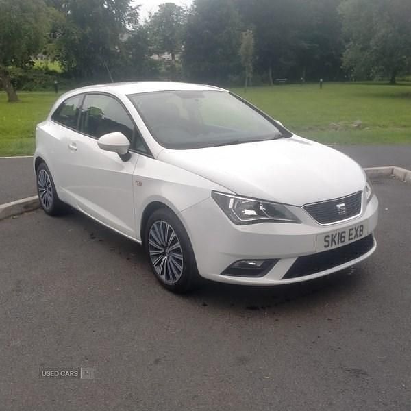 Used Seat Ibiza CONNECT 2016 White Hatchback