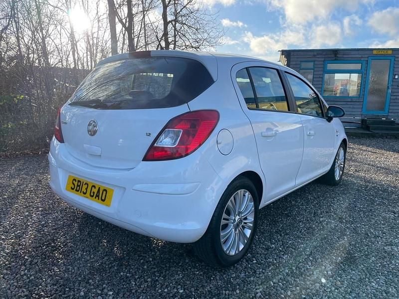 Used Vauxhall Corsa S 2013 White Hatchback