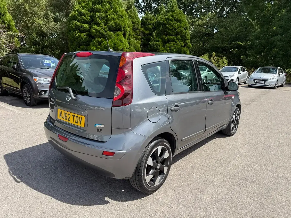 Used Nissan Note Acenta 90 HP (66 kW) 2012 Grey Hatchback