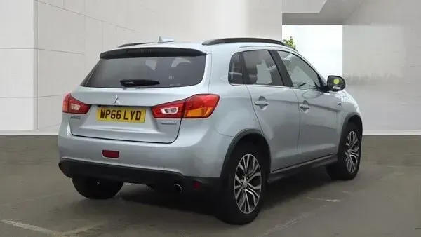 Used Mitsubishi ASX 147 HP (108 kW) 2016 Silver SUV