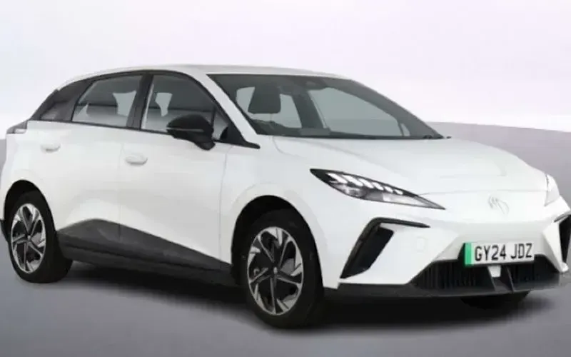 Używany MG MG4 EV SE 150 kW (204 KM) 2024 Hatchback