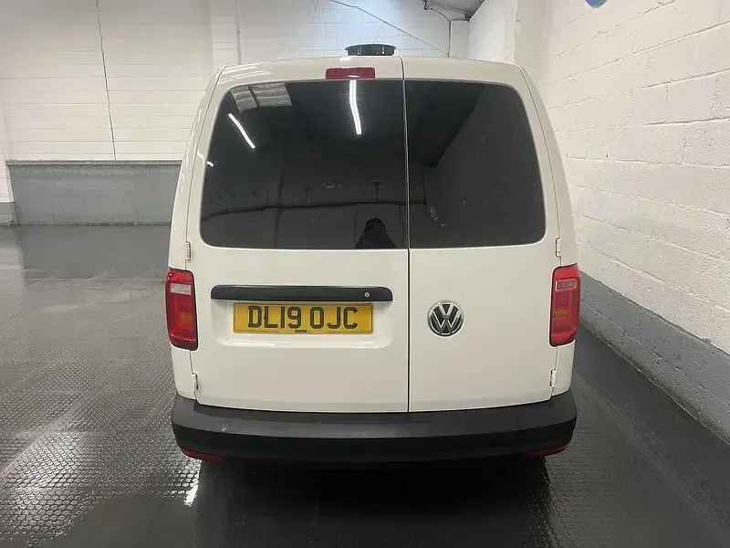 Used VW Caddy Startline 102 HP (75 kW) 2019 White MPV