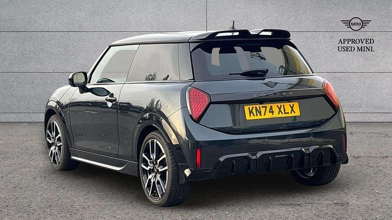 Used Mini Cooper Hatch 154 HP (113 kW) 2024 Grey Hatchback