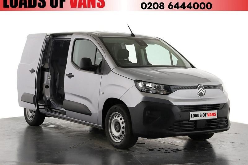 Grey New 2025 Citroën Berlingo MPV | £19,690 - Image 1/4
