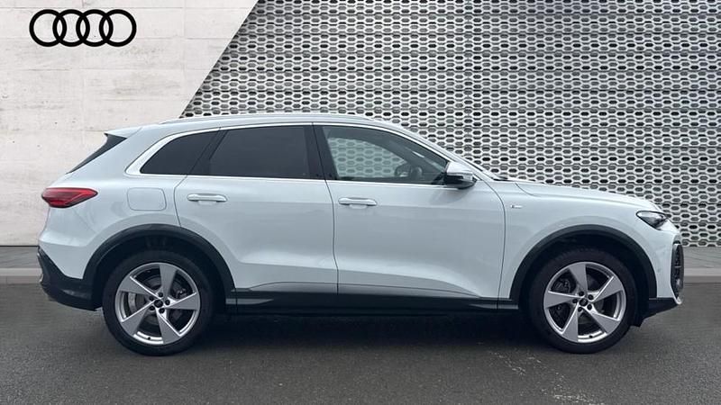 Used Audi Q5 S-Line 268 HP (197 kW) 2025 White SUV