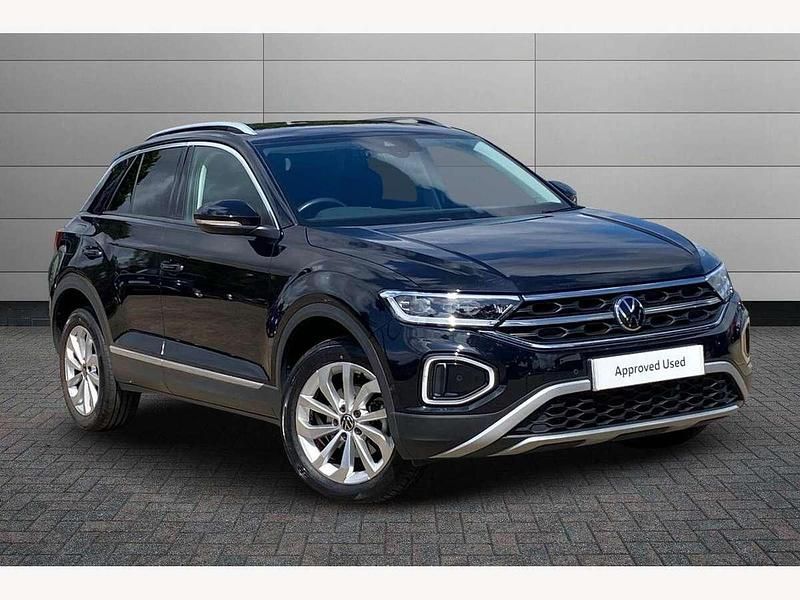 Black Used 2022 VW T-Roc Style SUV | £23,150 (Fair price) - Image 1/4
