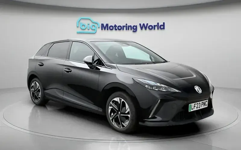 Usado MG MG4 EV Trophy 150 kW (204 HP) 2025 Citadino