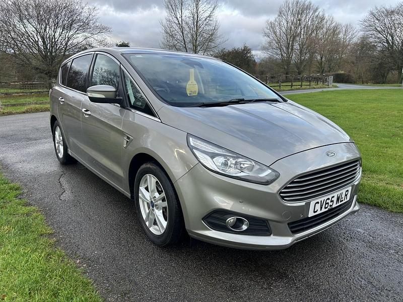 Silver Used 2015 Ford S-MAX Titanium MPV | £8,990 (Fair price) - Image 1/4
