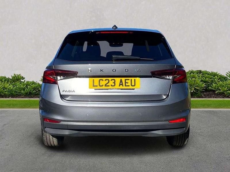 Used Skoda Fabia Colour Edition 108 HP (79 kW) 2023 Grey Hatchback