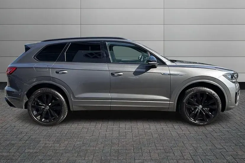 Used VW Touareg Black Edition 286 HP (210 kW) 2021 Grey SUV