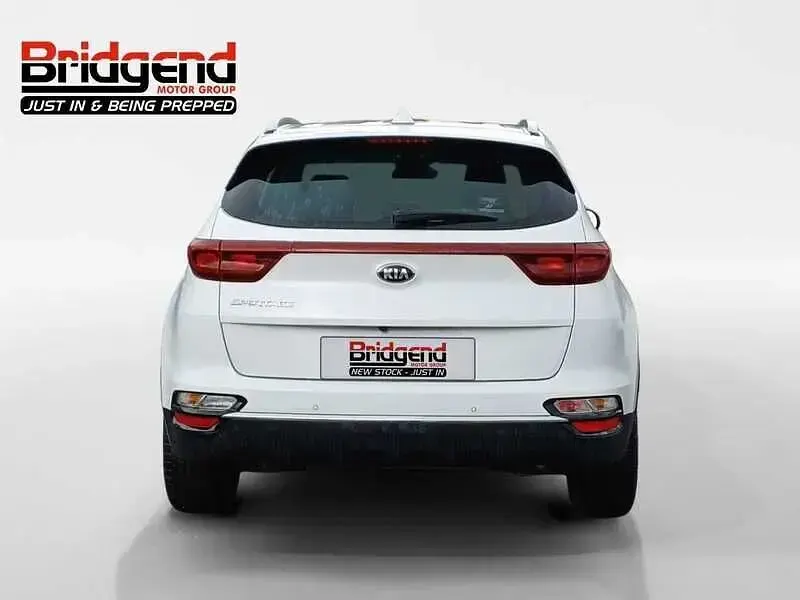 Used Kia Sportage 2021 White SUV