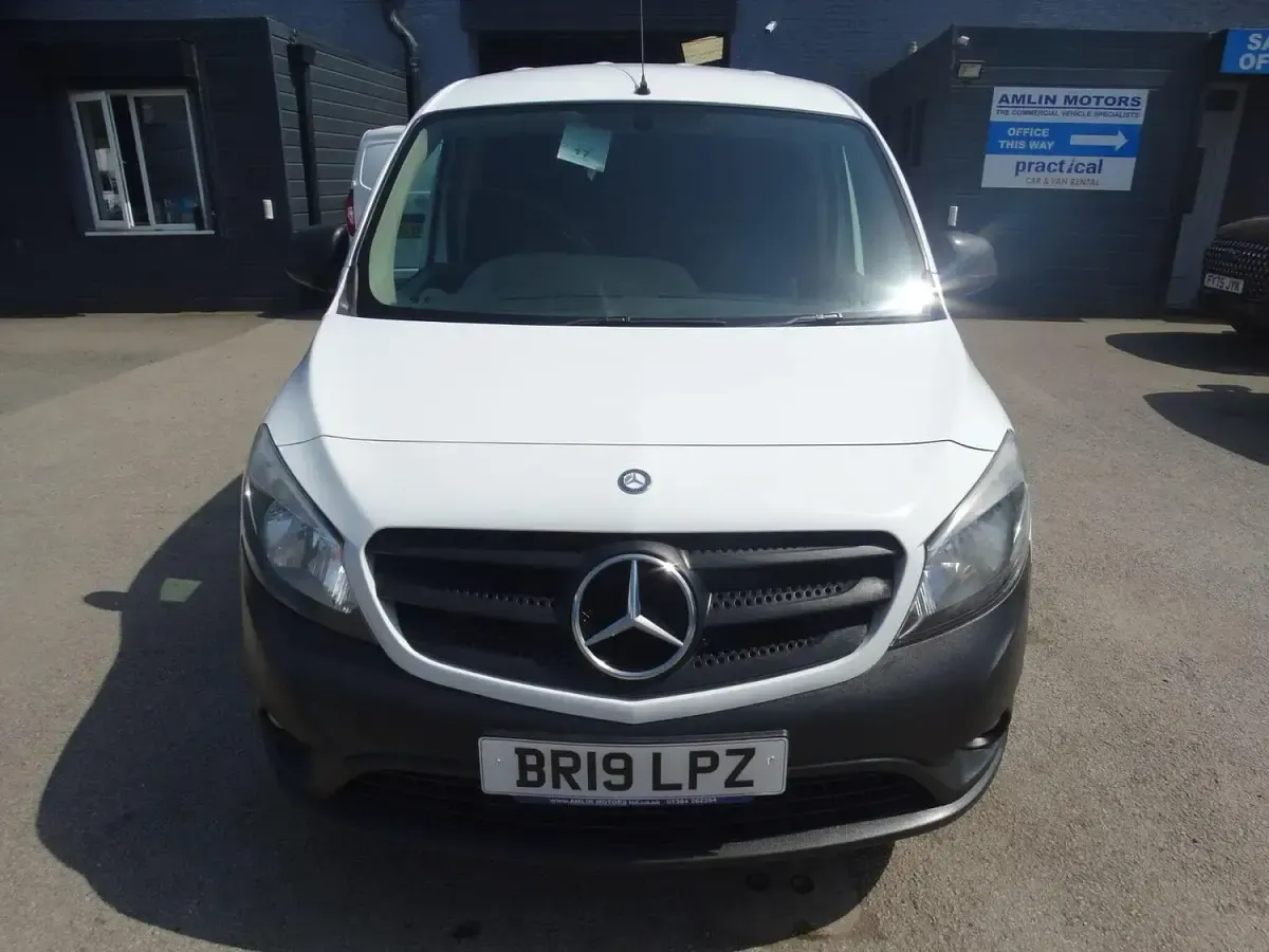 Used Mercedes Citan 109 2019 White MPV