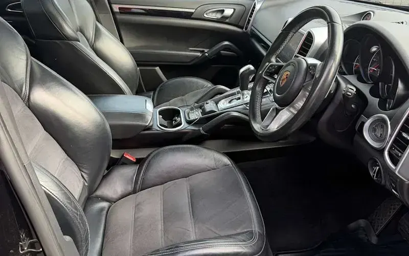 Used Porsche Cayenne Platinum Edition 262 HP (192 kW) 2017 SUV