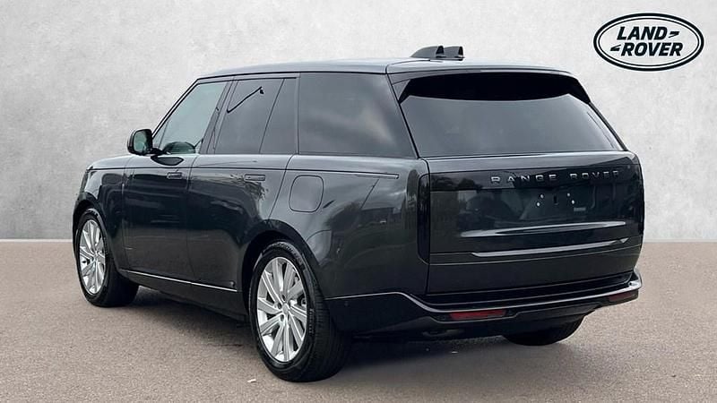 New Land Rover Range Rover SE 2025 SUV