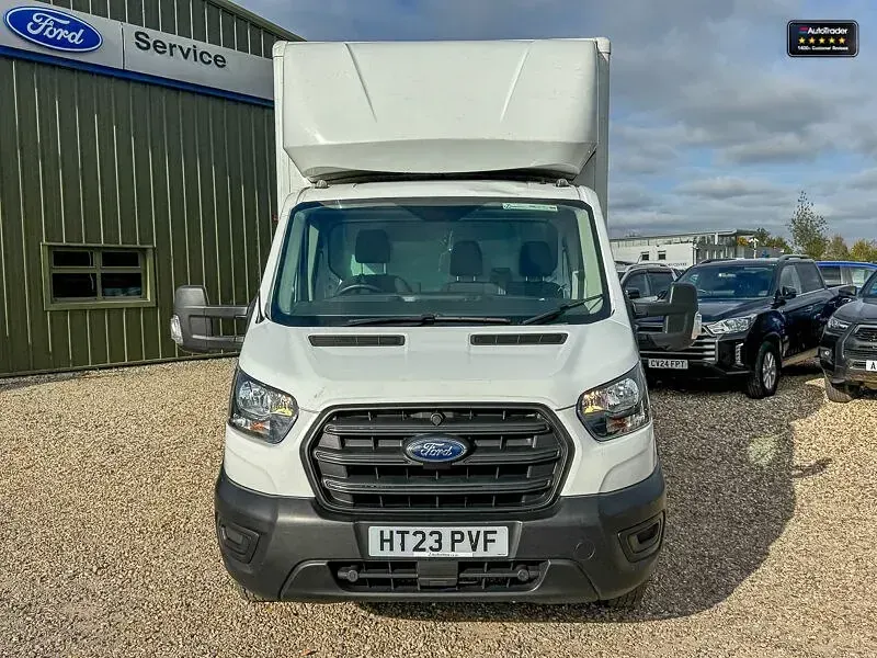 Używany Ford Transit Select 131 KM (96 kW) 2023 Biały Kabriolet