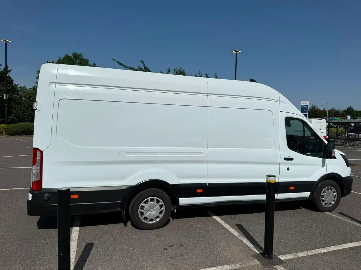 Used Ford Transit Trend 130 HP (95 kW) 2025 White Van