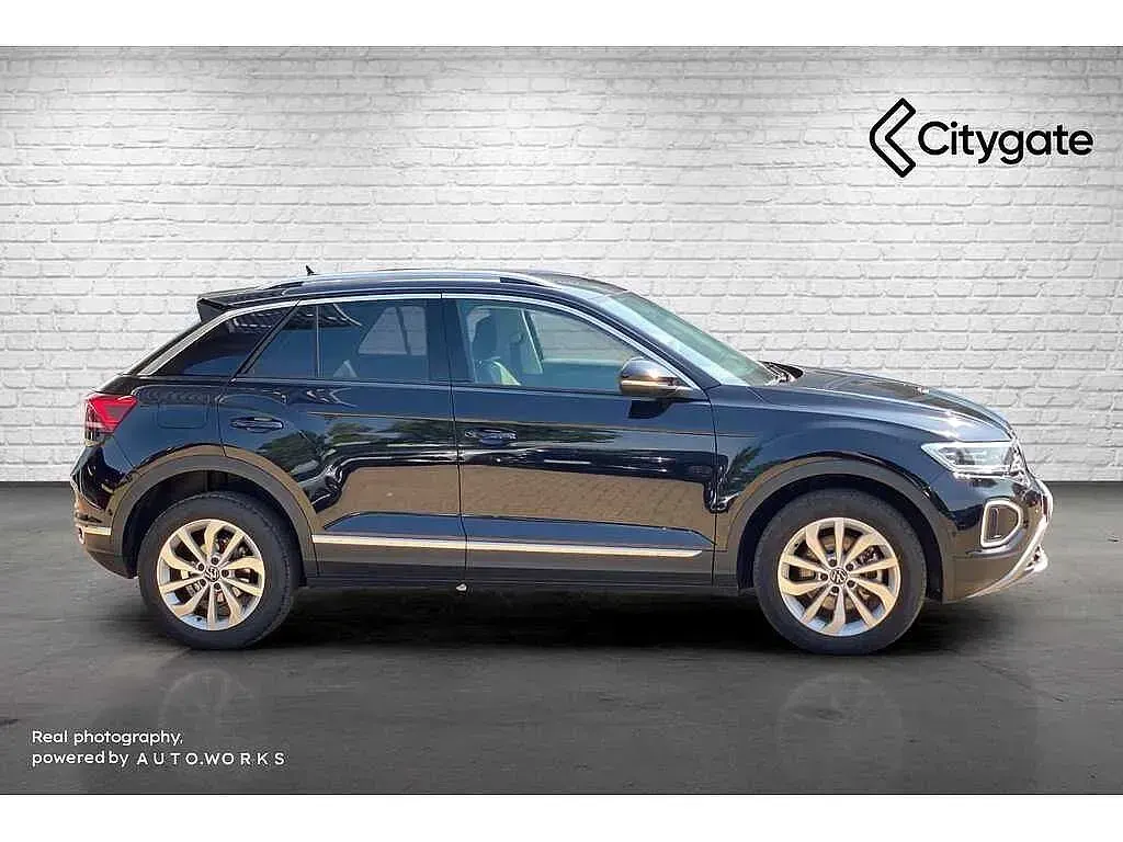 Used VW T-Roc 150 HP (110 kW) 2025 SUV