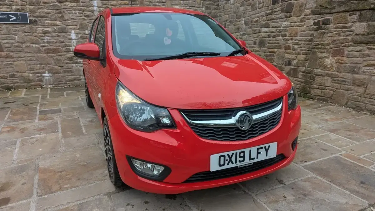 Usado Vauxhall Viva 2019 Vermelho Citadino