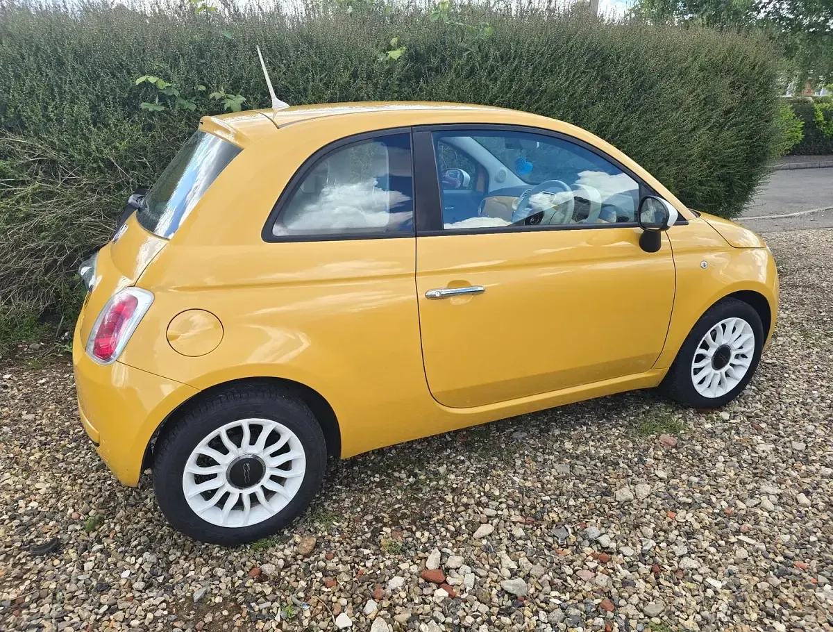 Used Fiat 500 69 HP (50 kW) 2013 Yellow Hatchback