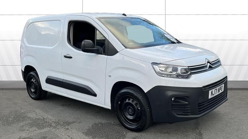 Used Citroën Berlingo PureTech 110 HP (80 kW) 2021 MPV
