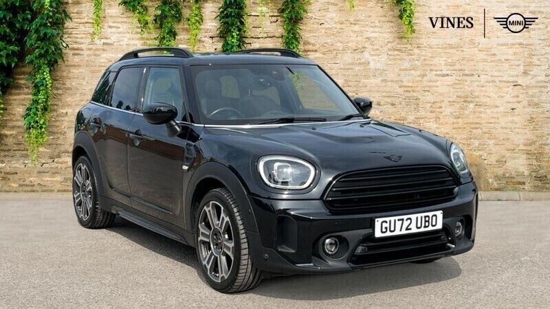Black Used 2022 Mini Cooper Countryman Exclusive SUV | £24,951 (A bit pricey) - Image 1/4