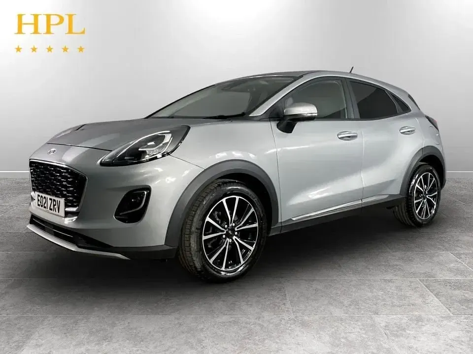 Usado Ford Puma Titanium 125 HP (91 kW) 2021 Prateado SUV