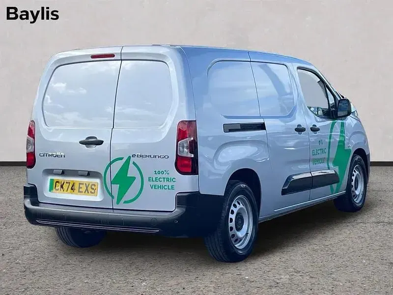 Usado Citroën e-Berlingo 100 kW (136 HP) 2024 Prateado Monovolume