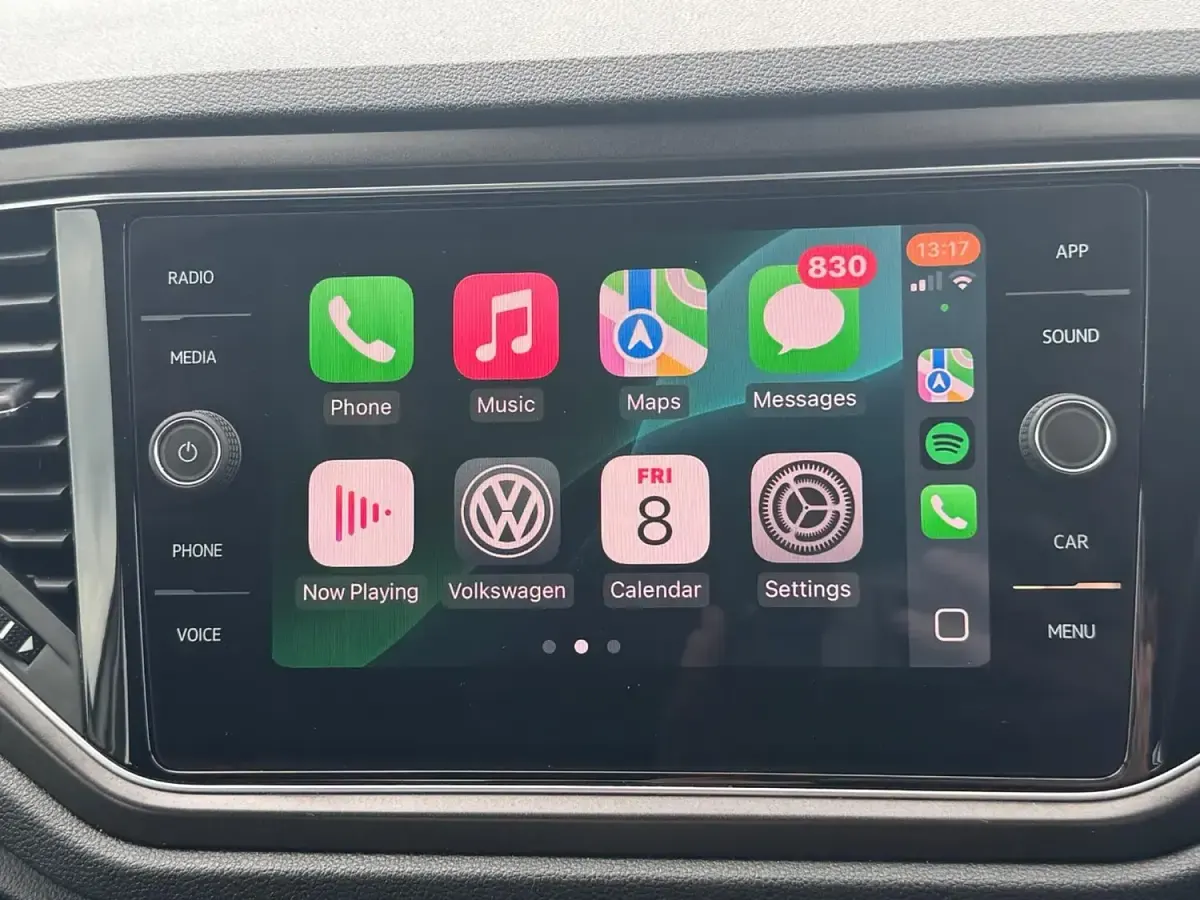Used VW T-Roc SE 115 HP (84 kW) 2019 Silver SUV