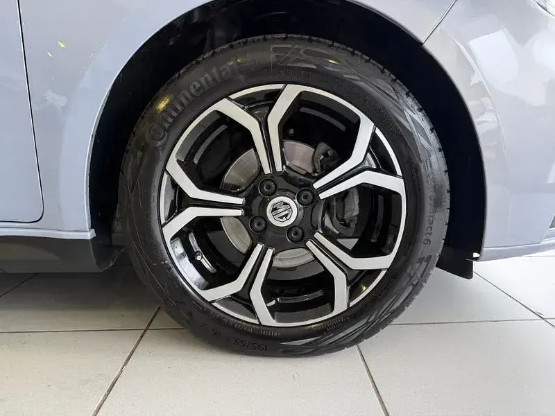 Used MG MG3 Exclusive 106 HP (77 kW) 2024 Silver Hatchback
