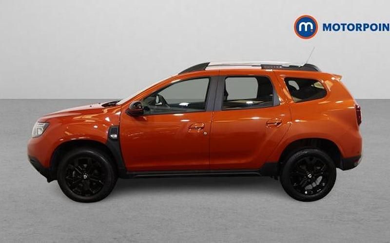 Used Dacia Duster Extreme 150 HP (110 kW) 2022 Orange SUV