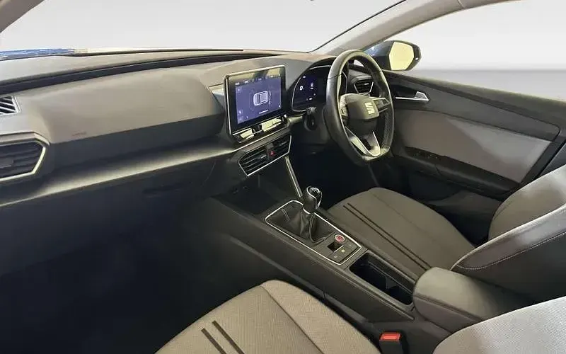 Used Seat Leon SE Dynamic 110 HP (80 kW) 2022 Grey Hatchback