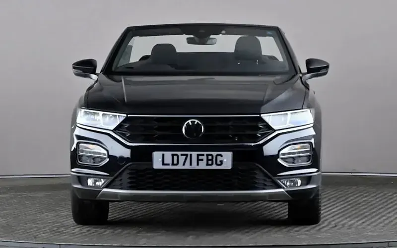 Used VW T-Roc Cabriolet Active 150 HP (110 kW) 2021 Black Cabriolet