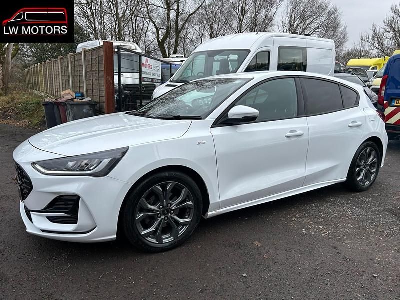 White Used 2024 Ford Focus ST-Line Hatchback | £12,999 (Super price) - Image 1/4