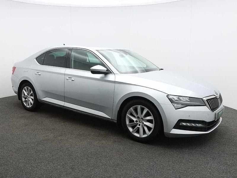 Used Skoda Superb SE Technology 117 HP (86 kW) 2019 Silver Hatchback