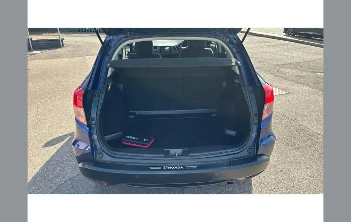 Used Honda HR-V SE 130 HP (95 kW) 2017 Blue SUV