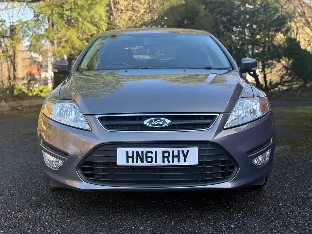 Used Ford Mondeo Zetec 115 HP (84 kW) 2011 Brown Hatchback
