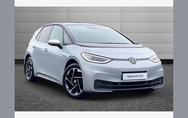 Silver Used 2023 VW ID.3 Pro Hatchback | £20,350 (Fair price) - Image 1/3