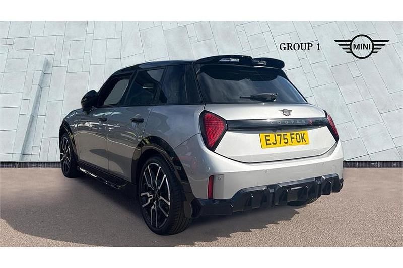 Used Mini Cooper Sport 150 kW (204 HP) 2025 Melting silver iii Hatchback