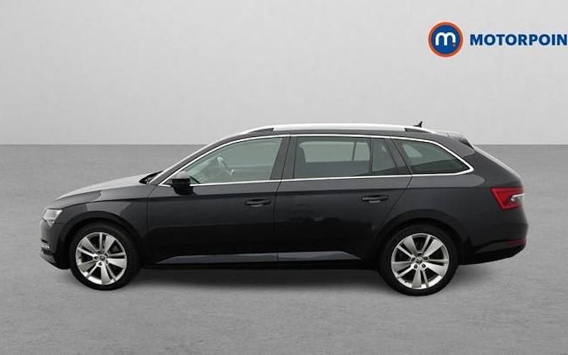 Used Skoda Superb SE L 190 HP (139 kW) 2023 Estate