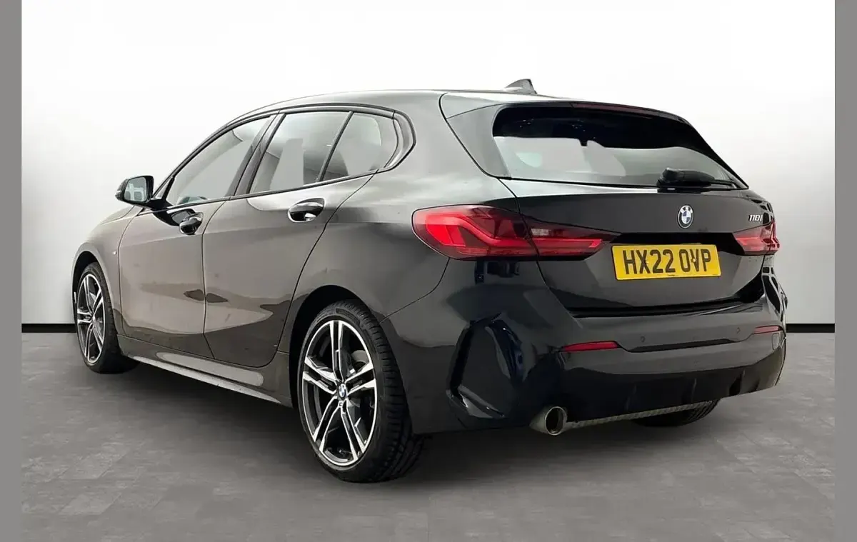 Used BMW 118 M Sport 134 HP (98 kW) 2022 Black Hatchback