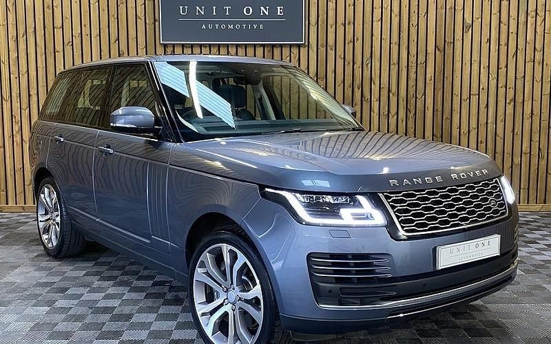 Used 2020 Land Rover Range Rover Vogue SUV | £31,750 (Super price) - Image 1/3