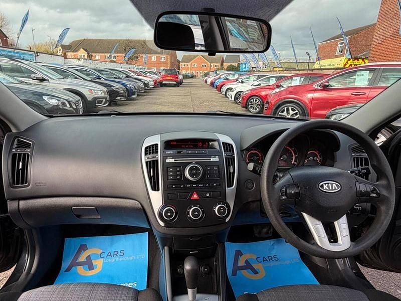 Used Kia Ceed 124 HP (91 kW) 2010 Black Hatchback